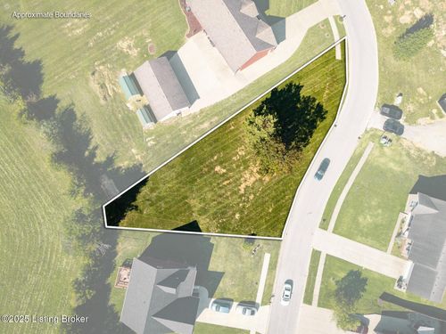 105 Heritage Way, Mt Washington, KY, 40047-6381 | Card Image