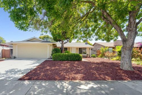 2403 Ridgeglen Way, San Jose, CA, 95133-2326 | Card Image