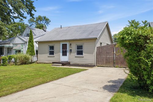 5921 Oldham St, Taylor, MI, 48180-1162 | Card Image