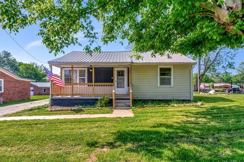 307 Franklin St, Cowan, TN, 37318-3034 | Card Image