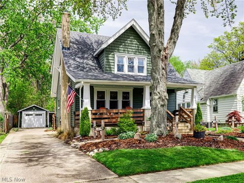 2323 Shaw Ave, Cuyahoga Falls, OH, 44223-1529 | Card Image