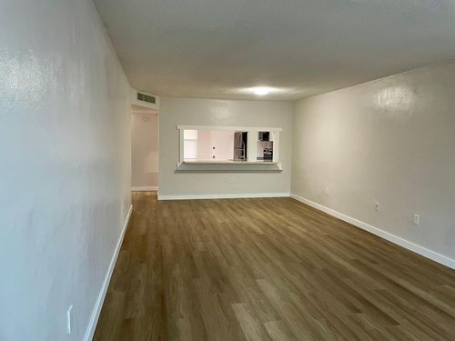 1401 Ne 191st St, Miami, FL, 33179-6104 | Card Image