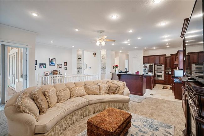 1702 Cedar Ridge Rd, House other with 4 bedrooms, 4 bathrooms and null parking in Parsons KS | Image 35