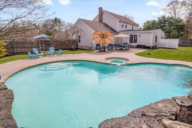 15 Helen Ln, House other with 4 bedrooms, 3 bathrooms and 4 parking in Walpole MA | Image 29