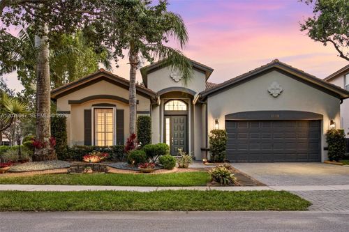 19308 Stonebrook St, Weston, FL, 33332-2428 | Card Image