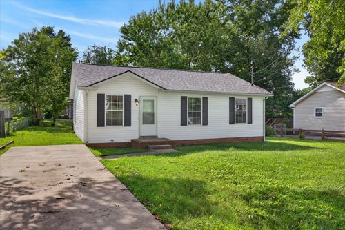 572 Lorie Ln, Clarksville, TN, 37042-7127 | Card Image