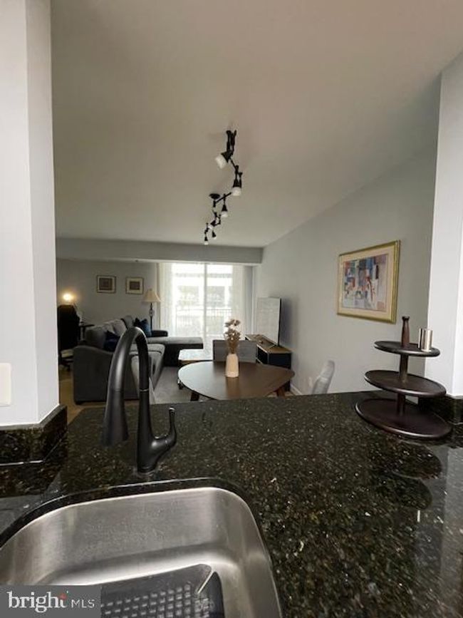 APT-511 - 7500 Woodmont Ave, Condo with 1 bedrooms, 1 bathrooms and null parking in BETHESDA MD | Image 41