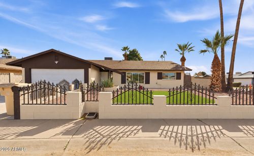 4813 W Hayward Ave, Glendale, AZ, 85301-1536 | Card Image