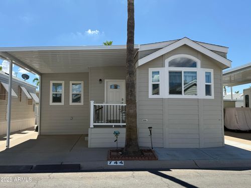 744-744 Emerald Dr, Apache Junction, AZ, 85119 | Card Image