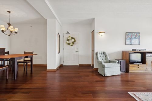 unit-404-175 W Brush Hill Rd, Elmhurst, IL, 60126-5657 | Card Image