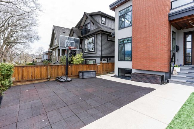 2840 Eton Street, House other with 6 bedrooms, 5 bathrooms and 2 parking in Vancouver BC | Image 36