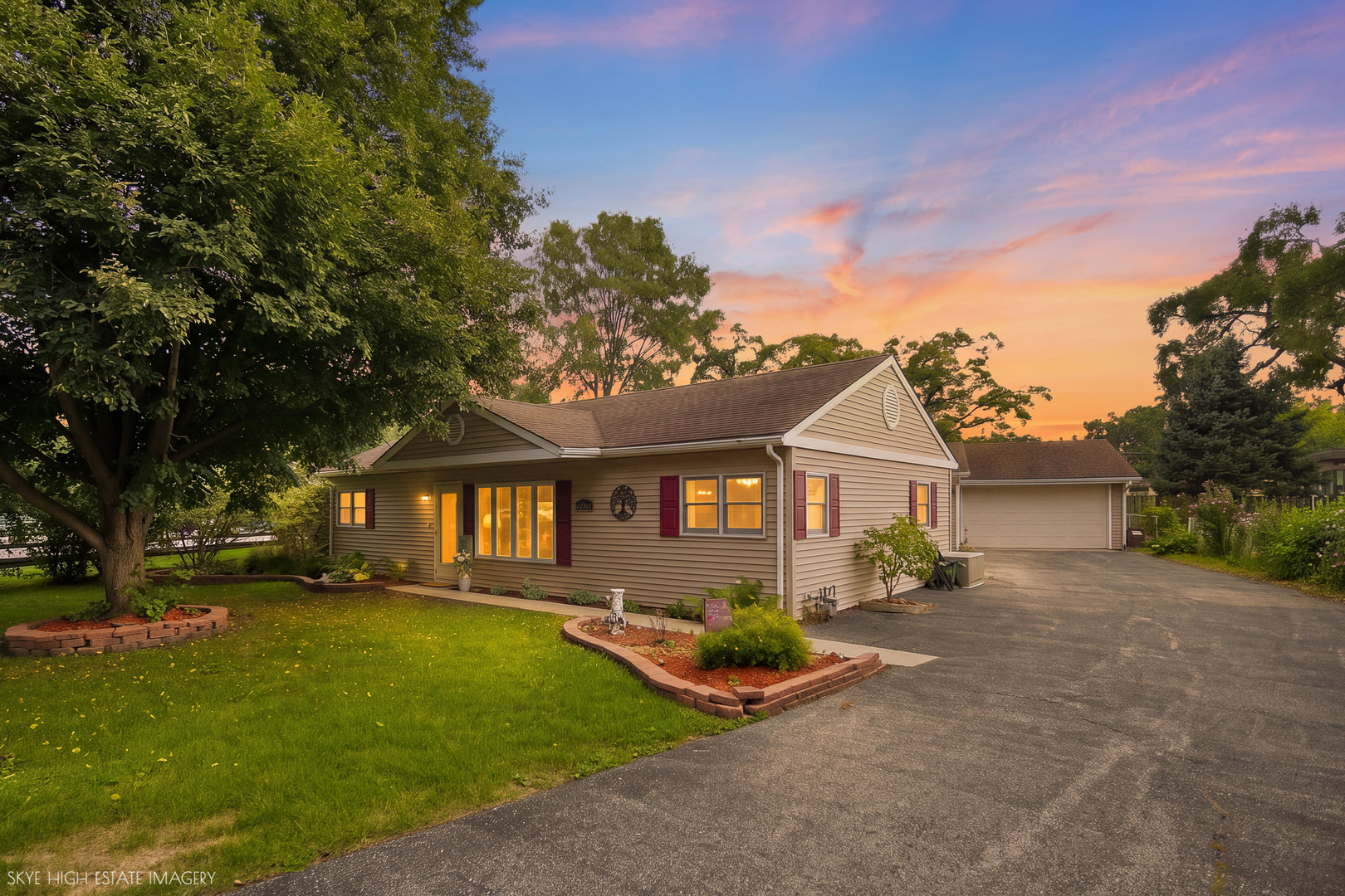 Residential in Worth 5