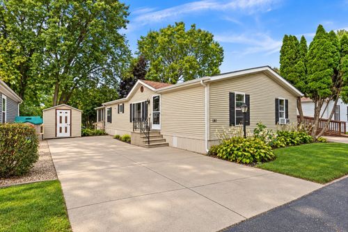 141 Kathryn Ln, Sandwich, IL, 60548-1583 | Card Image