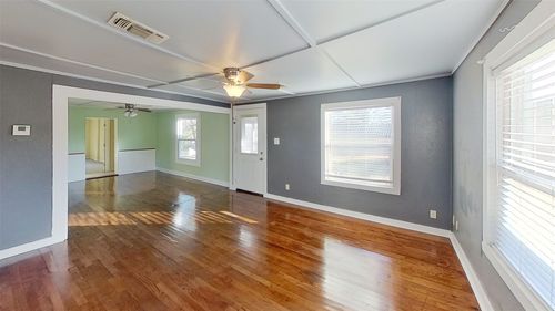 1030 Oak Dr, Denison, TX, 75020-1223 | Card Image