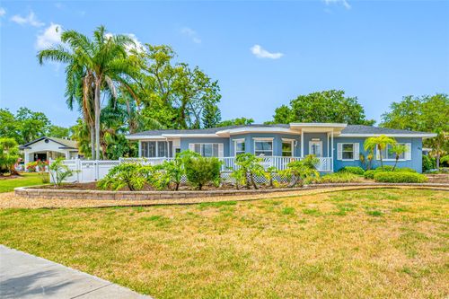 401 Whitcomb Blvd, Tarpon Springs, FL, 34689-2605 | Card Image