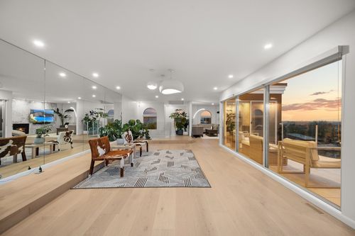 4863 Cambridge St, Burnaby, BC, V5C1H9 | Card Image