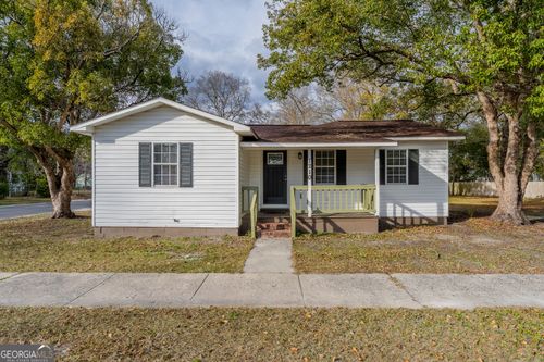 1210 Washington Ave, Waycross, GA, 31503-1716 | Card Image