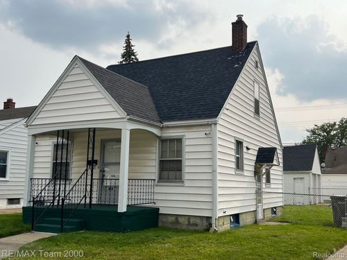 4141 Charles St, Dearborn, MI, 48126-3428 | Card Image