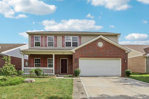 627 Appleseed Dr, Indianapolis, IN, 46217-3578 | Card Image