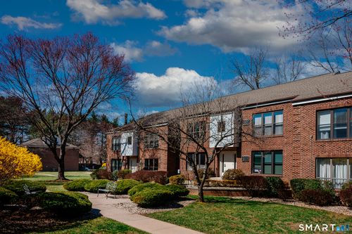 54-54 Wellington Dr, Farmington, CT, 06032-3214 | Card Image