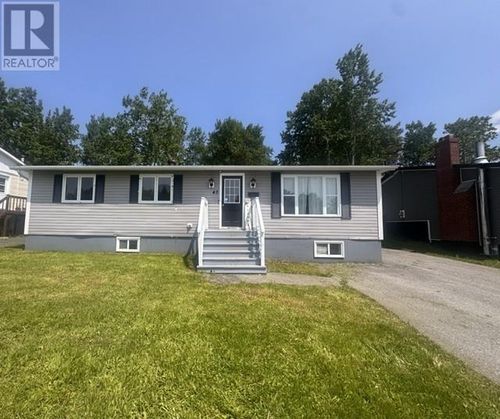 43 Bennett Dr, Gander, NL, A1V1N1 | Card Image