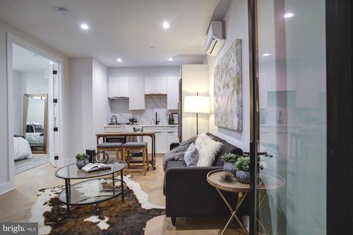 a-1225 11th St Nw, WASHINGTON, DC, 20001-5836 | Card Image