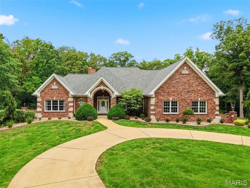 4325 Hueffmeier Rd, Defiance, MO, 63341-1003 | Card Image