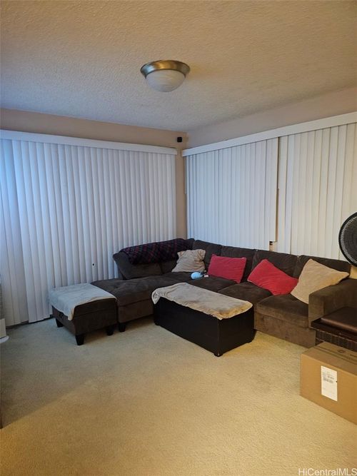 14101-94-520 Kupuohi St, Waipahu, HI, 96797-5308 | Card Image