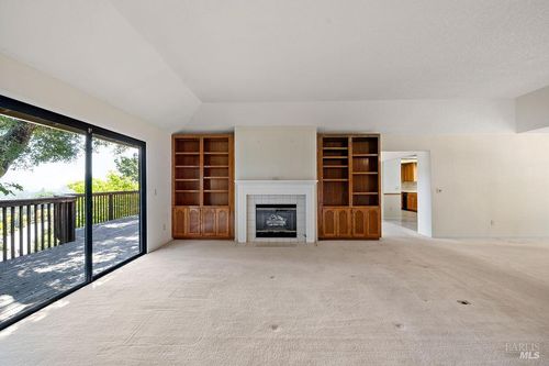 411 Trail Ridge Ct, Santa Rosa, CA, 95409-6482 | Card Image