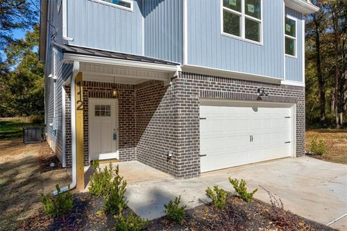 112 Roberts Rd, Locust Grove, GA, 30248-4410 | Card Image