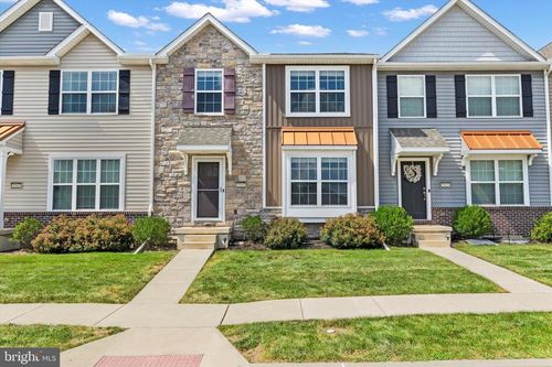 5515 Laurel Valley Ln, ENOLA, PA, 17025-2172 | Card Image