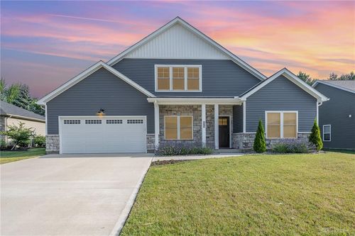 2719 Executive Dr, Troy, OH, 45373-7634 | Card Image