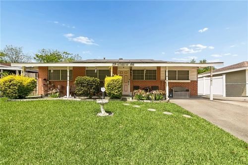 228 Azalea Dr, Westwego, LA, 70094-2210 | Card Image