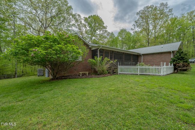 9734 Palmetto Rd, House other with 3 bedrooms, 2 bathrooms and null parking in Wise VA | Image 5