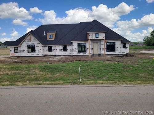 20801 S Brentwood Ave, Claremore, OK, 74019 | Card Image