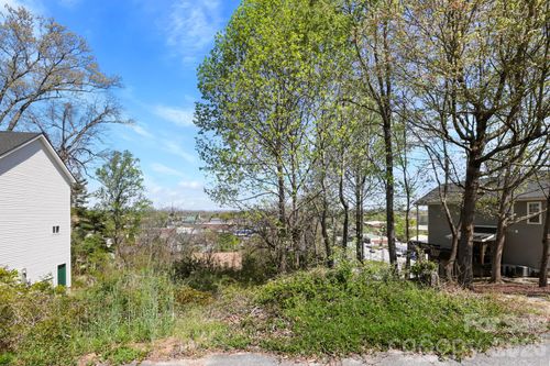 13-00 Summit Circle, Hendersonville, NC, 28792 | Card Image