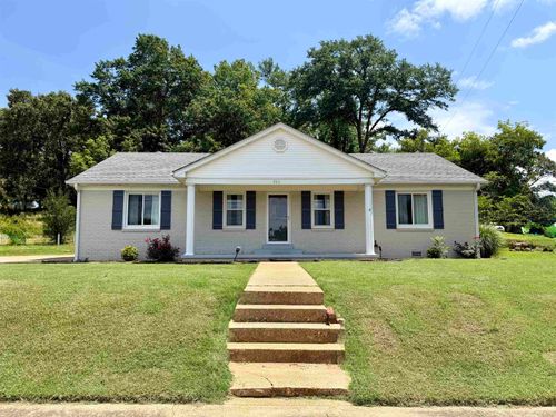 263 W Court Ave, Selmer, TN, 38375-9998 | Card Image