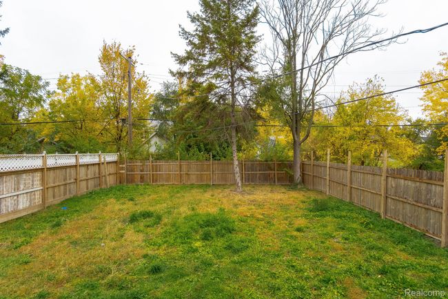 114 W Longwood Pl, House other with 3 bedrooms, 2 bathrooms and null parking in Detroit MI | Image 4