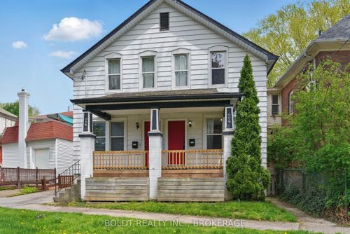 24-26 York St, Saint Catharines, ON, L2R6B9 | Card Image