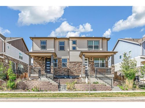 21761 E 7th Ave, Aurora, CO, 80018-3206 | Card Image