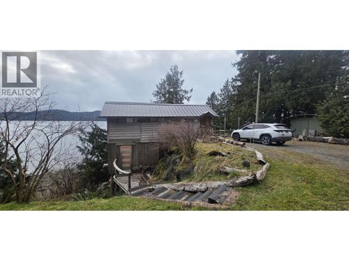 4024 Oceanview Drive, Daajing Giids City, BC, V0T1S0 | Card Image