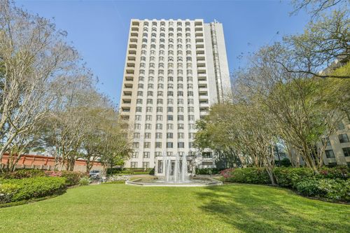 unit-601-651 Bering Dr, Houston, TX, 77057-2134 | Card Image