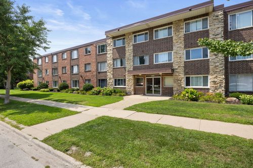 apt-305-10210 Washington Ave, Oak Lawn, IL, 60453-4687 | Card Image