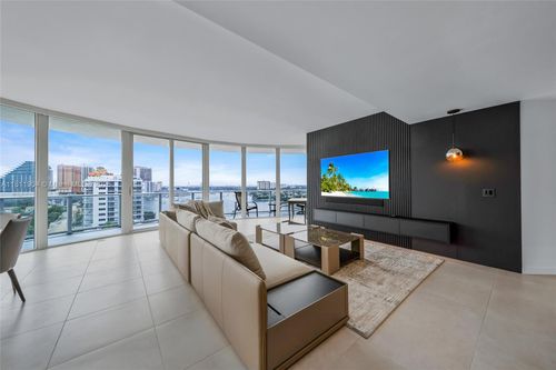 unit-1100-401 Birch Rd, Fort Lauderdale, FL, 33304-4260 | Card Image