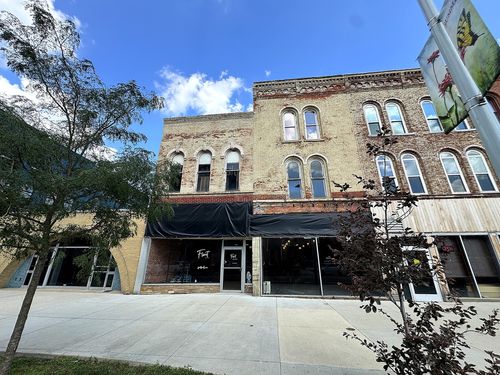 610 Court St, Ottawa, IL, 61350-2915 | Card Image