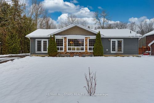 120 Echo Bay Rd, Bobcaygeon, ON, K0M1A0 | Card Image