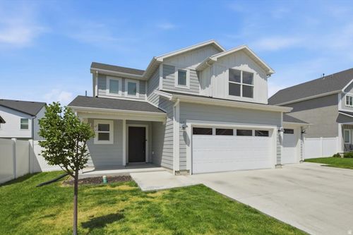 211 E 520 N, Providence, UT, 84332-8806 | Card Image