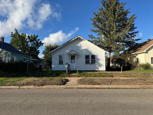 813 4th St Se, Bemidji, MN, 56601-3520 | Card Image