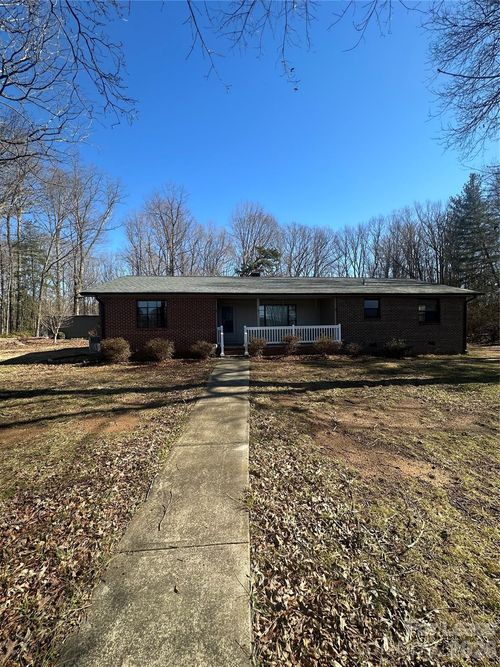 110 Ashebrook Park Road, Dallas, NC, 28034 | Card Image
