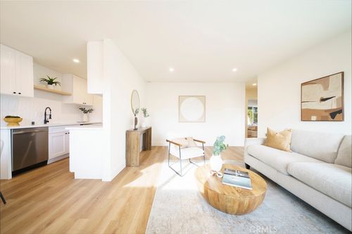 105-5500 Ackerfield Avenue, Long Beach, CA, 90805 | Card Image